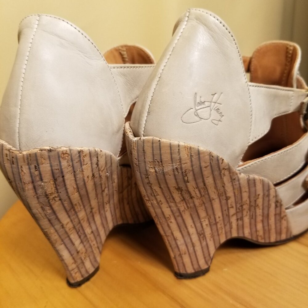 FLUEVOG Gray Farrah Sz 9.5 Adjustable Triple Strap Leather/Cork Wedge '70s Style - Picture 8 of 16